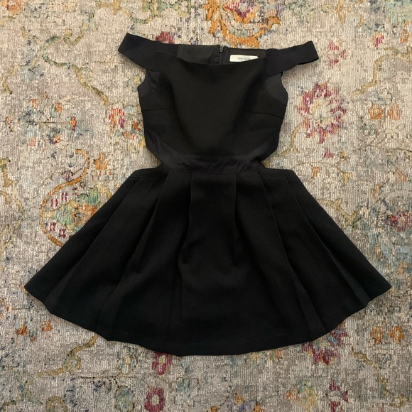 Black Sibling Bandeau Cocktail Dress Size 8 - Picture 3 of 7